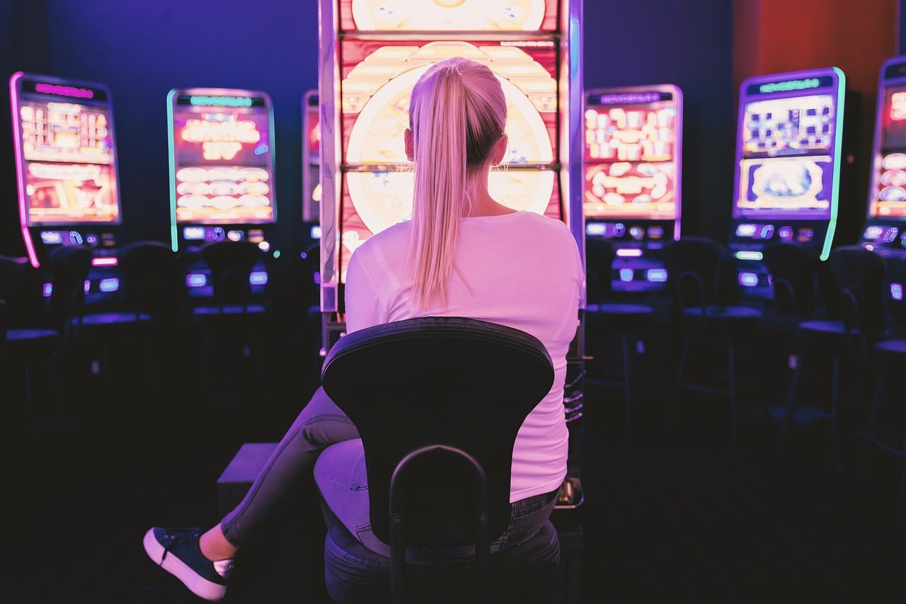 pokerace99